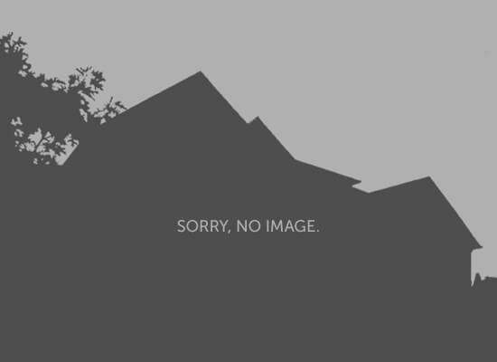 Commonwealth Ave, Boston